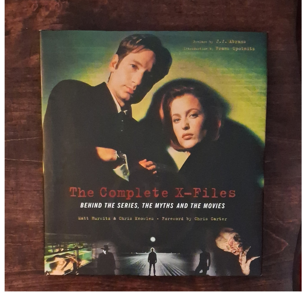 Insight Editions The Complete X-Files Hardcover Illustrated Box Set Inserts 2008