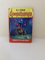 Goosebumps 34 Revenge Of The Lawn Gnomes First Printing w/ Sticker R. L. Stine