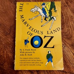 1961 Marvelous Land of Oz With 16 Color Plates! L. Frank Baum Vintage Paperback