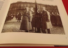 Soviet Red Army Civil War in Russia 1917-1922 Uniforms Armament Organization NEW
