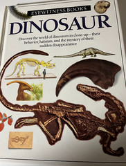 Dinosaur (Eyewitness Books) Hardcover-64 pages-1st Amer. Edition 1989–Very Good