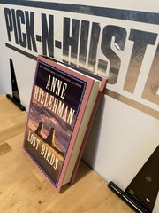 Lost Birds: A Leaphorn, Chee & Manuelito Novel by Anne Hillerman: Used