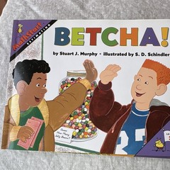 MathStart 5 Paperback Illustrated Math Books Set by Stuart J. Murphy (Betcha!)