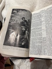 1963 Holy Bible KJV Self-Pronouncing Edition, Red Letter National Bible Press LN