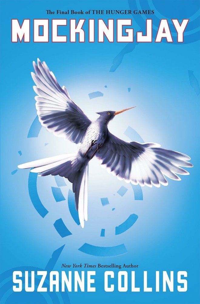 Mockingjay (Hunger Games, Book Three): Volume 3 Paperback by Suzanne Collins