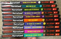 Scholastic RL Stine Goosebumps HorrorLand Thrilling & Frightening 10 Book Series