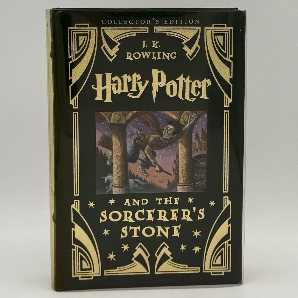 Harry Potter & The Sorcerer’s Stone – JK Rowling (Collector’s Ed 2000) 1st print