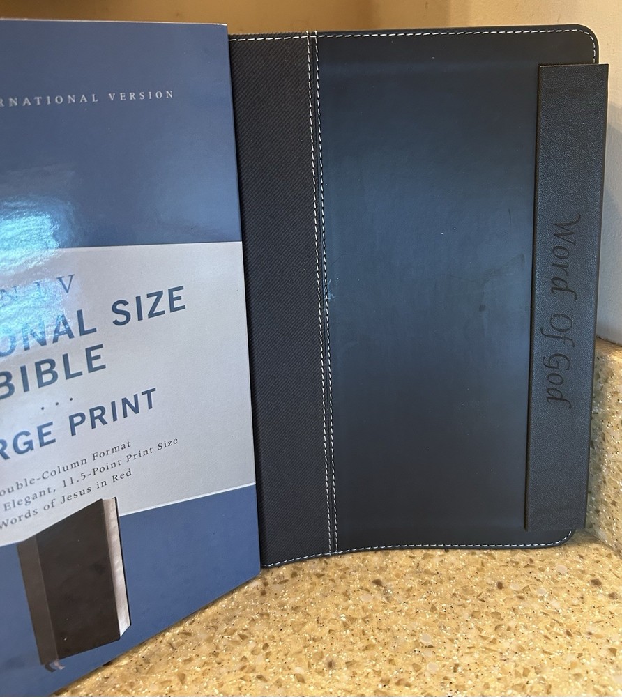 NIV MAGNETIC CLOSURE LARGE PRINT 11.5pt “Word Of God” Personal Bible Leathersoft
