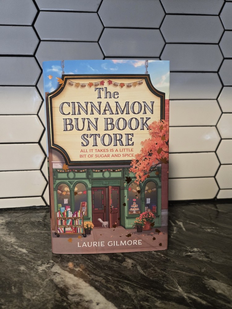 The Cinnamon Bun Book Store Laurie Gilmore (TikTok Exclusive, Special Edition!)