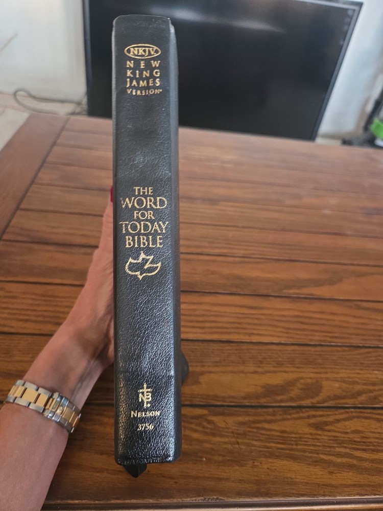 The Word for Today Bible NKJV Chuck Smith Calvary Chapel Genuine Cowhide Leather