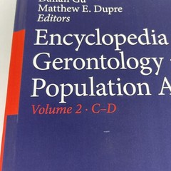 Encyclopedia of Gerontology and Population Aging Volume 2 C-D English Hardcover