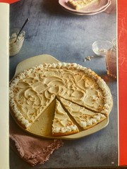 PILLSBURY ONE DISH MEALS RECIPES COOKBOOK 96 PAGES