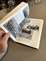 Bo’s Lasting Lessons [Paperback] Schembechler, Bo. & John U. Bacon.