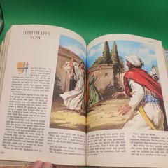 Vintage 1965 The Children’s Bible Book Hardcover God Religion 510 Pages