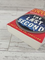 The Last Second (6) (A Brit in the FBI) – Mass Market Paperback – VERY GOOD