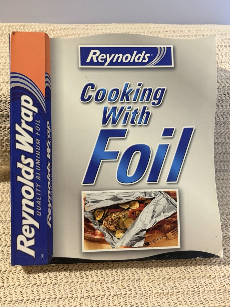 Vintage Reynolds Cooking with Foil Cookbook 2006 Board Pages