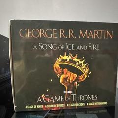 George R.R. Martin A Song of Ice and Fire Paperback Box Set Film/TV Adaptation