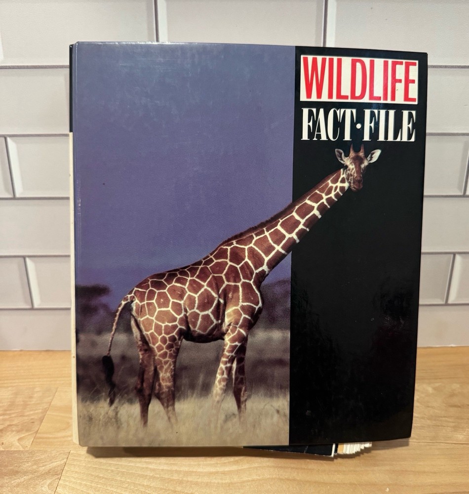 Wildlife Fact File Card Set Group 1-2 Binder Mammals Birds Near Complete