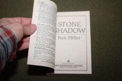 Stone Shadow by Rex Miller 1989 PB 1st Printing Onyx Horror w/ Embossed Cover