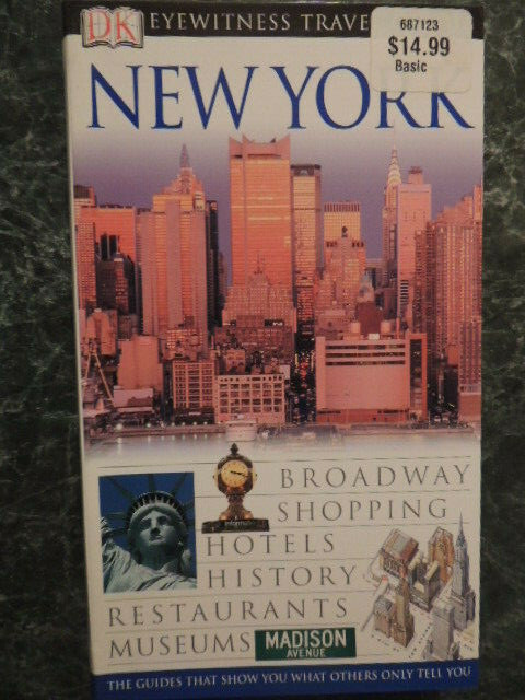 New York – DK Eyewitness Travel Guide, 2004, 432 pages, nearly new