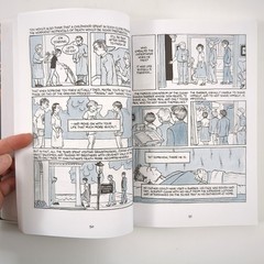 Fun Home Family Tragicomic Graphic Memoir Paperback Book Alison Bechdel 2006