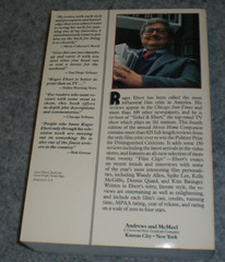 Roger Ebert’s 1989 Edition „Movie Home Companion”, 825 film reviews, 832 pages.