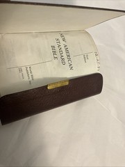 NASB Red Letter S490FBG Pocket Edition 1977 Snap Cover Bonded Leather Red Letter
