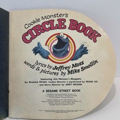 Vintage Sesame Street Cookie Monster Circle Book Golden Shape Book 1972 CTW