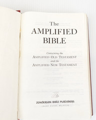 The Amplified Bible Old and New Testament Zondervan 1984