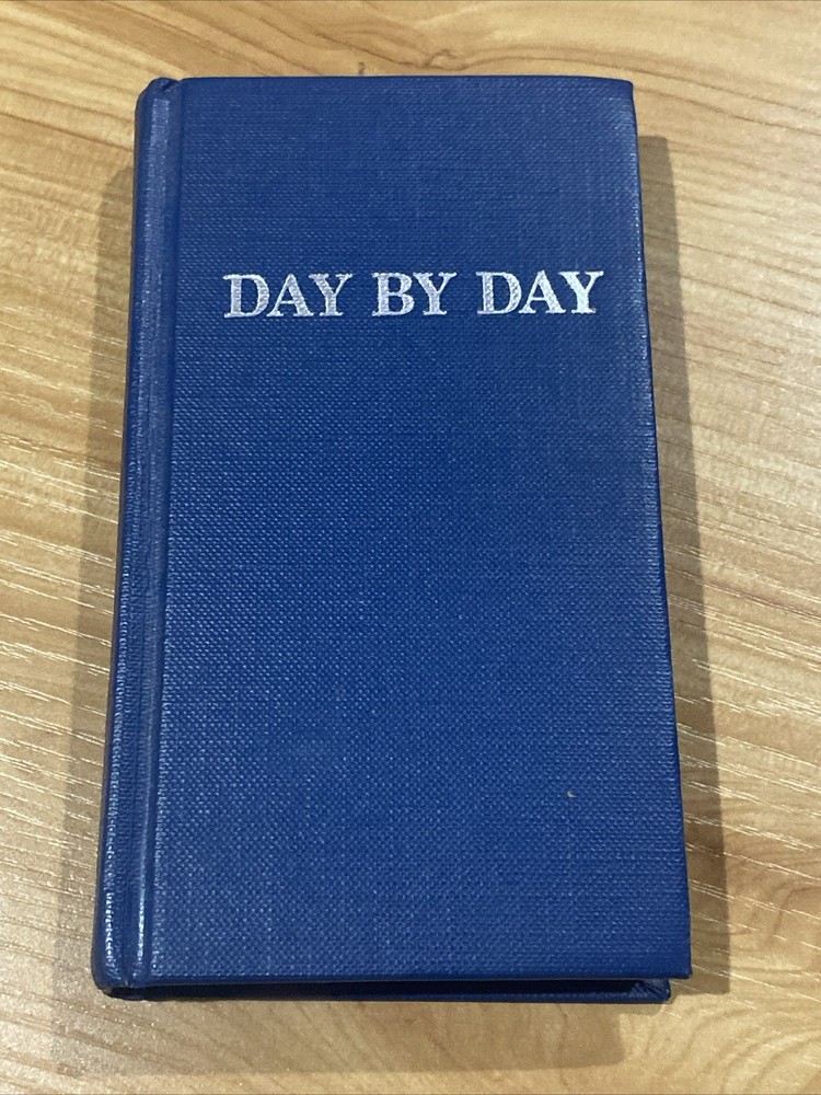 DAY BY DAY By Hazelden AA Recovery One dDay at a Time – Hardcover 1974