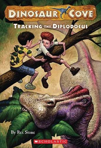 Tracking the Diplodocus (Dinosaur Cove #9) – Mass Market Paperback – GOOD