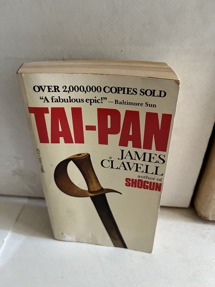 TAI-PAN by James Clavell Dell Vintage PB 1980 Asian Saga 1st Print Good