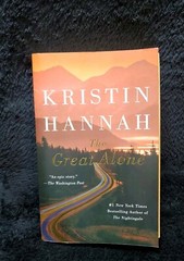 The Great Alone: A Novel [Paperback] Hannah, Kristin