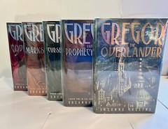 Lot 5 Gregor the Overlander The Underland Chronicles 1-5 Suzanne Collins HC