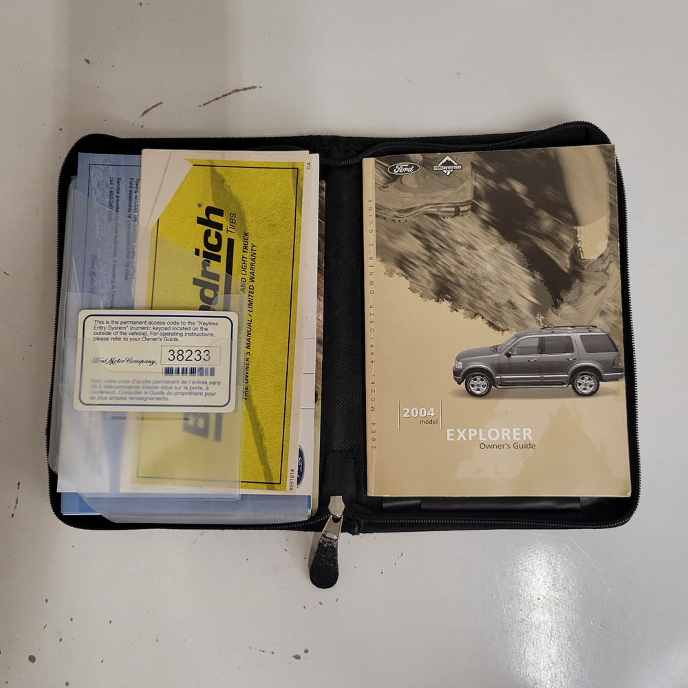 2004 04 Ford Explorer Owner’s Manual Guide Book Set OEM With Case