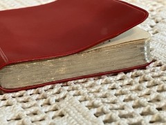 VTG RED PLASTIC COVER New Testament Bible ZONDERVAN Pocket Version KJV 4″X 2.75″
