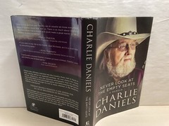 Never Look at the Empty Seats A Memoir Charlie Daniels SIGNED AUTOGRAPH HB Gift