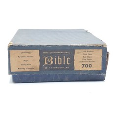 Holy Bible KJV John C Winston International Series Self-Pronouncing in Box 1948