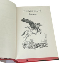 The Chronicles of Narnia Deluxe Edition: 7 in 1 Hardcover Sprayed Edges