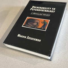 Vulnerability to Psychopathology : A Biosocial Model by Marvin Zuckerman (1999,