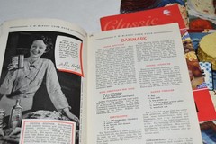 11 Vintage 1930’s 40’s 50s + pamphlet COOKBOOKS advertising Cakes bake ++ EUC