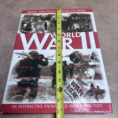 1989 World War II Hardback Book 400 Pages Featuring Over 1,350 Military Photos