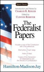 The Federalist Papers (Signet Classics) – Mass Market Paperback – VERY GOOD