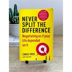 Never Split the Difference Chris Voss Paperback Negotiation Business Book