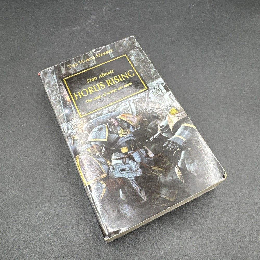 The Horus Heresy Horus Rising Book Novel PB Warhammer 40K 40000