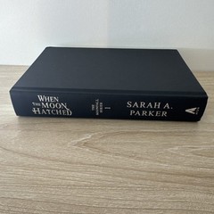 SIGNED When The Moon Hatched Sarah A Parker Deluxe Ed. First Print Limited ❤️