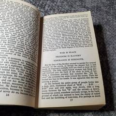 1984 George Orwell 1949 Dystopian Fiction Signet Classic Paperback