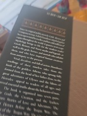 Mythology (75th Anniversary Illustrated Edition): Timeless Tales of Gods and…