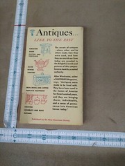 How To Know American Antiques by Alice Winchester Signet 1959