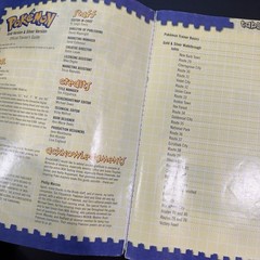 Pokemon Gold and Silver Strategy Guide Brady Games 2000 Holographic Cover